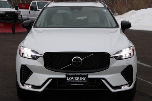 2026 Volvo XC60 B5 Ultra