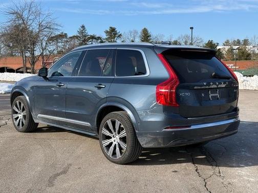 2023 Volvo XC90 B6 Ultimate 6-Seater