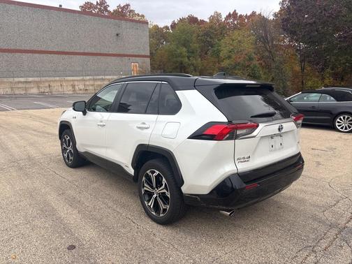 2024 Toyota RAV4 Prime XSE