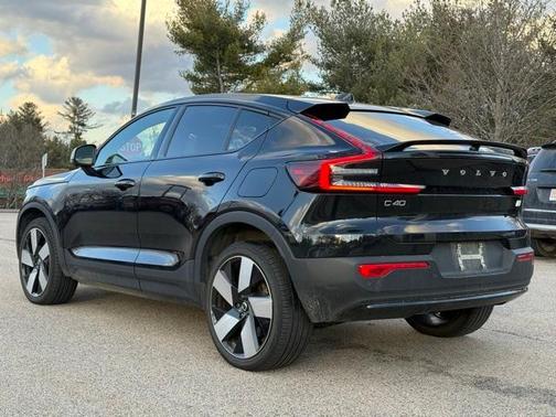 2023 Volvo C40 Recharge Pure Electric Twin Plus