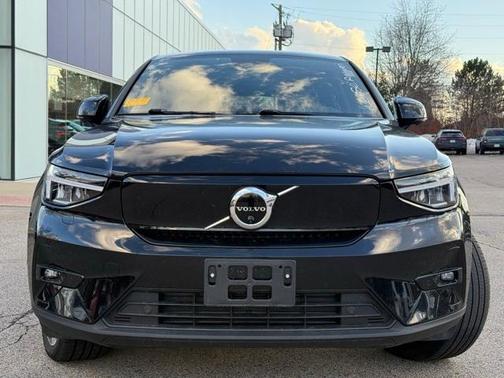 2023 Volvo C40 Recharge Pure Electric Twin Plus