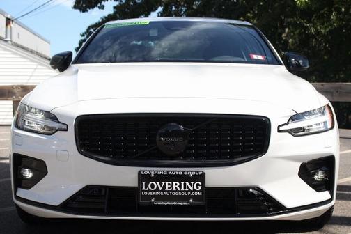 2024 Volvo S60 B5 Plus Black Edition