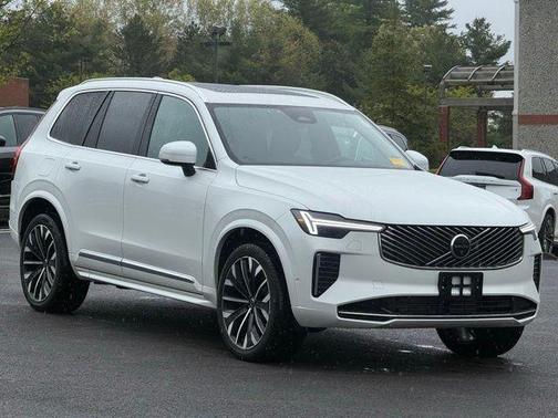 Crystal White Metallic 2025 Volvo XC90 Plug-In Hybrid T8 Ultra 7-Seater