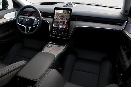 2025 Volvo EX90 Twin Motor Performance Ultra
