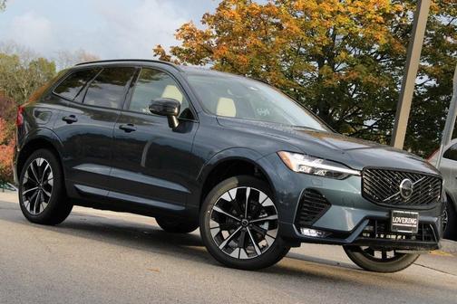 2026 Volvo XC60 B5 Plus
