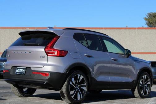 2026 Volvo XC40 B5 Ultra