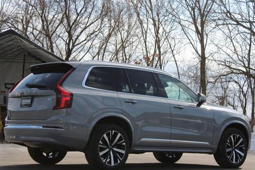 2026 Volvo XC90 B5 Core