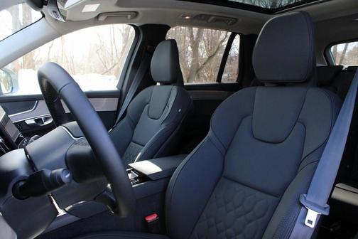 2026 Volvo XC90 B5 Core