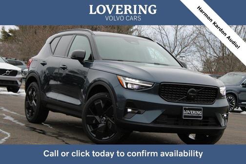 2026 Volvo XC40 B5 Ultra Black Edition