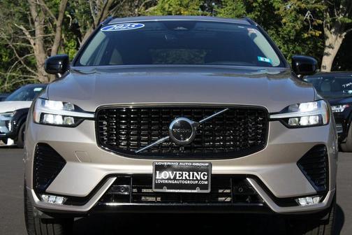 2025 Volvo XC60 B5 Plus