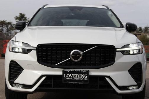 2025 Volvo XC60 B5 Core