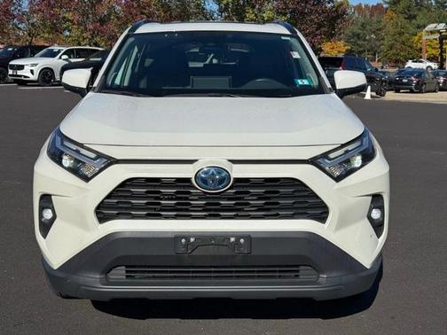 2022 Toyota RAV4 Hybrid XLE Premium
