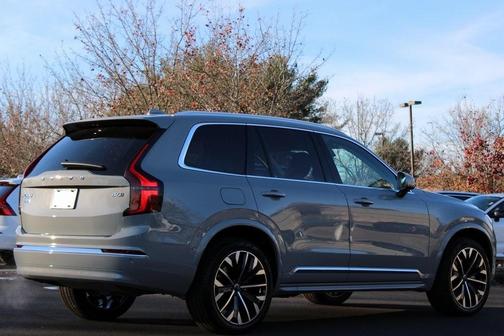 2026 Volvo XC90 B6 Plus 7-Seater