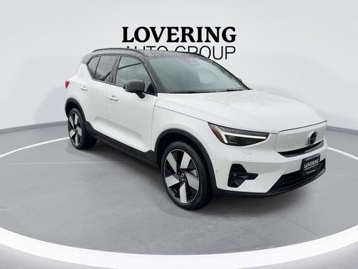 Crystal White Metallic 2023 Volvo XC40 Recharge Pure Electric Twin Ultimate