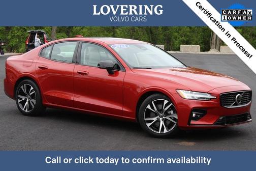 2024 Volvo S60 B5 Core Dark Theme