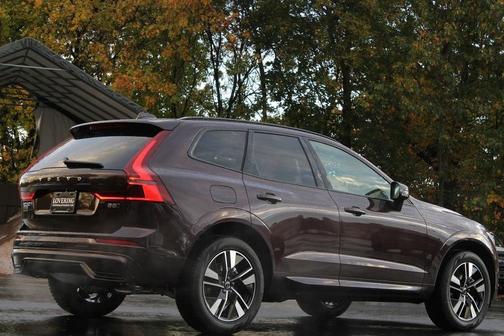 2026 Volvo XC60 B5 Plus