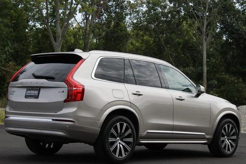 2024 Volvo XC90 B6 Plus Bright Theme 7-Seater