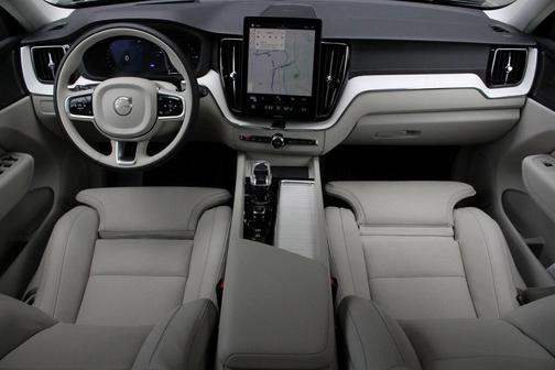 2026 Volvo XC60 T8 ULTRA