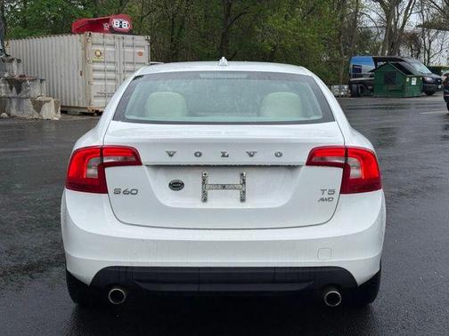 Ice White 2013 Volvo S60 T5