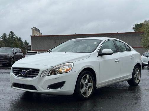 Ice White 2013 Volvo S60 T5