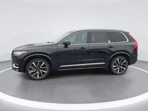Onyx Black Metallic 2023 Volvo XC90 B5 Plus