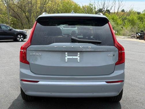 Metallic 2025 Volvo XC90 B6 Plus 7-Seater