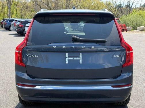 Denim Blue Metallic 2023 Volvo XC90 B6 Plus 6-Seater