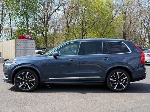 Denim Blue Metallic 2023 Volvo XC90 B6 Plus 6-Seater