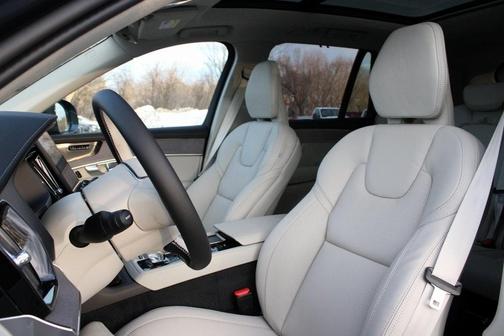 2026 Volvo XC90 Plug-In Hybrid T8 Ultra 7-Seater