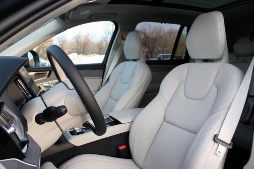 2026 Volvo XC90 Plug-In Hybrid T8 Ultra 7-Seater