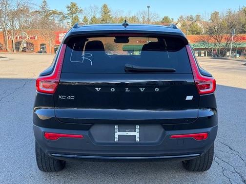 2023 Volvo XC40 Recharge Pure Electric Twin Ultimate