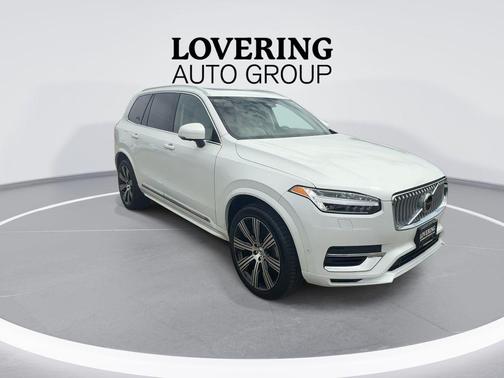 Crystal White Metallic 2024 Volvo XC90 Recharge Plug-In Hybrid T8 Ultimate Bright Theme 7-Seater