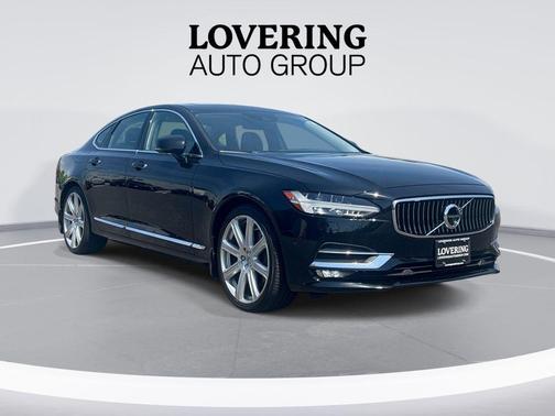 Onyx Black Metallic 2017 Volvo S90 T6 Inscription