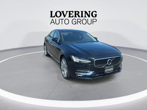 Onyx Black Metallic 2017 Volvo S90 T6 Inscription