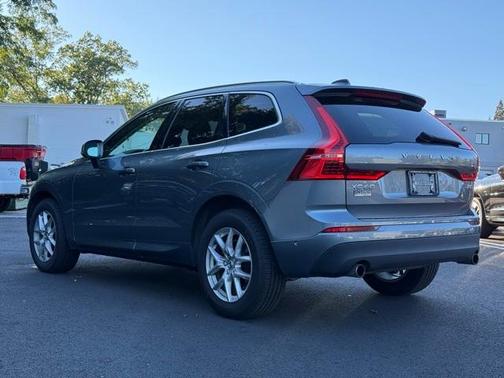 2019 Volvo XC60 T5 Momentum