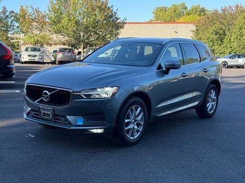 2019 Volvo XC60 T5 Momentum