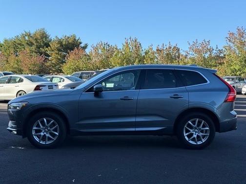 2019 Volvo XC60 T5 Momentum