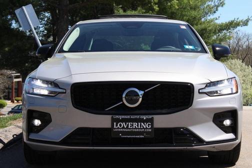2025 Volvo S60 B5 Core
