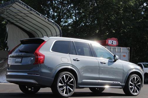 2022 Volvo XC90 Recharge Plug-In Hybrid T8 Inscription Expression Extended Range 6P