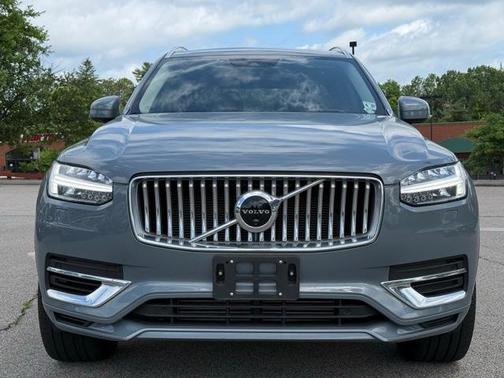 2022 Volvo XC90 Recharge Plug-In Hybrid T8 Inscription Expression Extended Range 6P