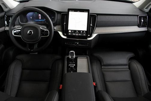 2025 Volvo XC90 Plug-In Hybrid T8 Ultra 7-Seater