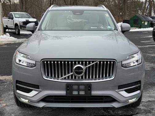 2024 Volvo XC90 B5 Core Bright Theme