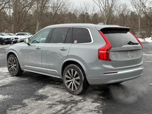 2024 Volvo XC90 B5 Core Bright Theme