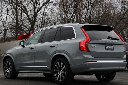 2024 Volvo XC90 B5 Core Bright Theme