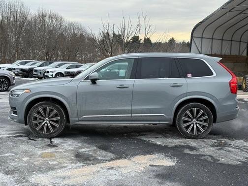 2024 Volvo XC90 B5 Core Bright Theme