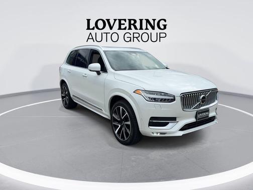 Crystal White Metallic 2023 Volvo XC90 B6 Plus 6-Seater