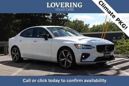 2024 Volvo S60 B5 Plus Dark Theme