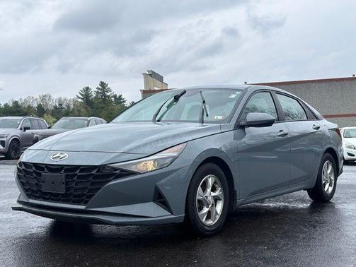 Electric Shadow 2023 Hyundai ELANTRA SE