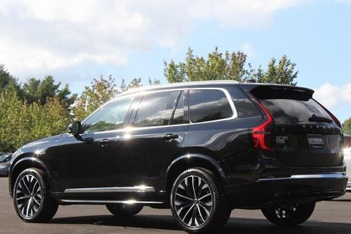 2026 Volvo XC90 B6 Ultra 7-Seater