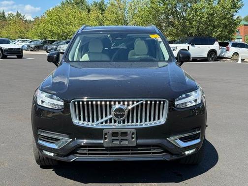 2024 Volvo XC90 B6 Ultimate Bright Theme 6-Seater